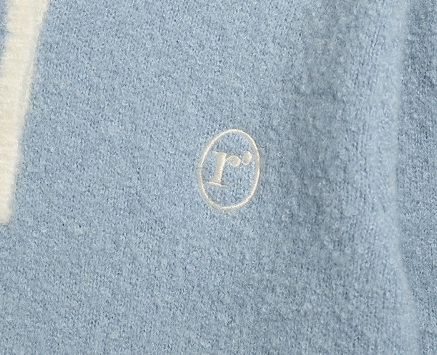 (藍) Rolarola - Logo帶領羊毛長袖上衣